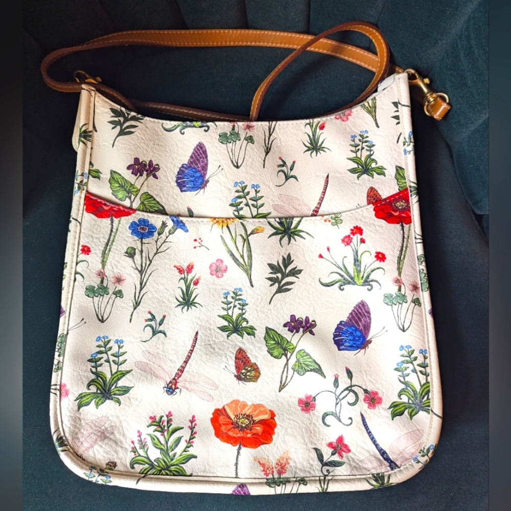 Ah-dorned NWOT Messenger Bag/Purse